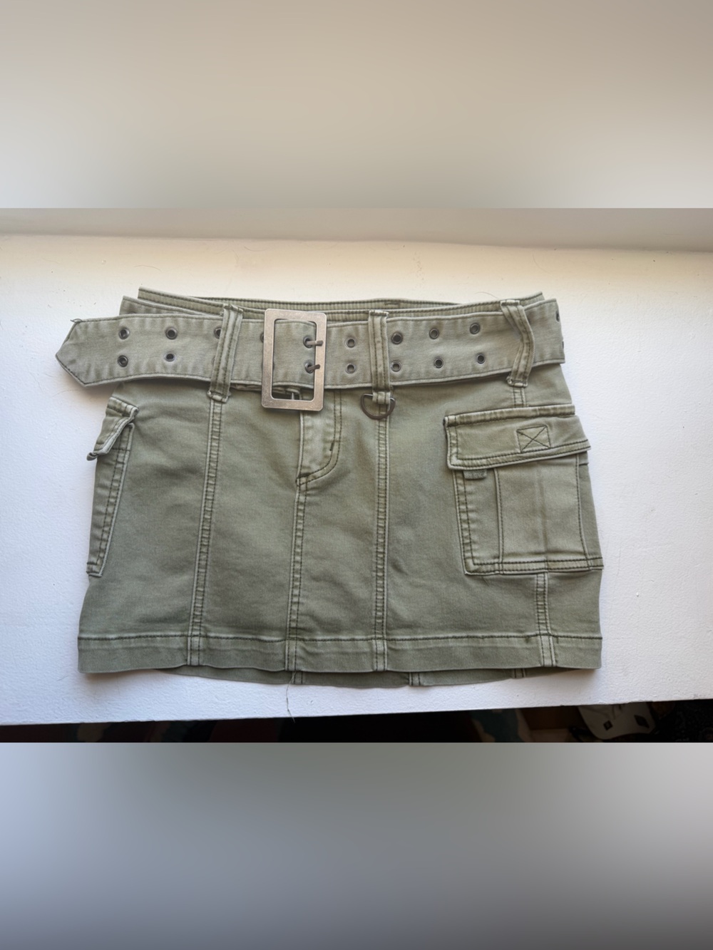 Urban outfitters mini skirt - Picture 3 of 4
